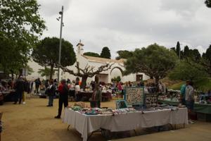 Flohmarkt in Llançà, da waren wir noch nicht weit gekommen